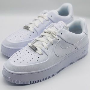 Nike Air Forces Size 9.5W